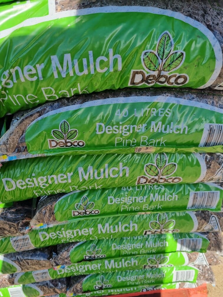 Debco Designer Mulch Pine Bark 40L - Image 2